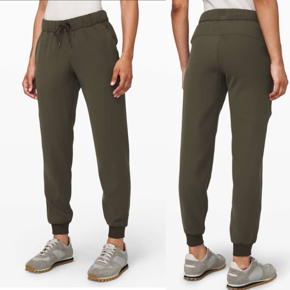 LULULEMON on the fly slim leg jogger green size 6 LAST PRICE NO OFFERS - Picture 2 of 4